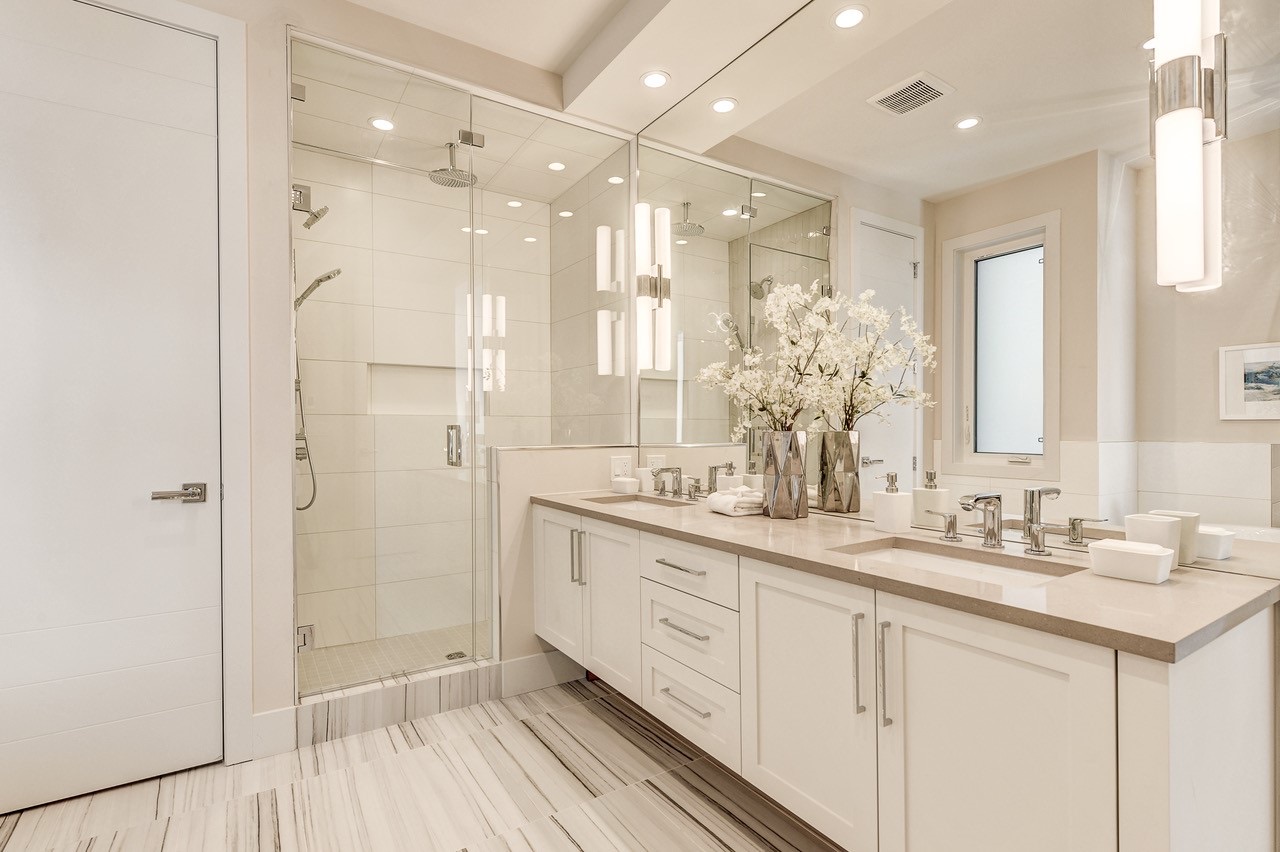 Custom bathroom vanity
