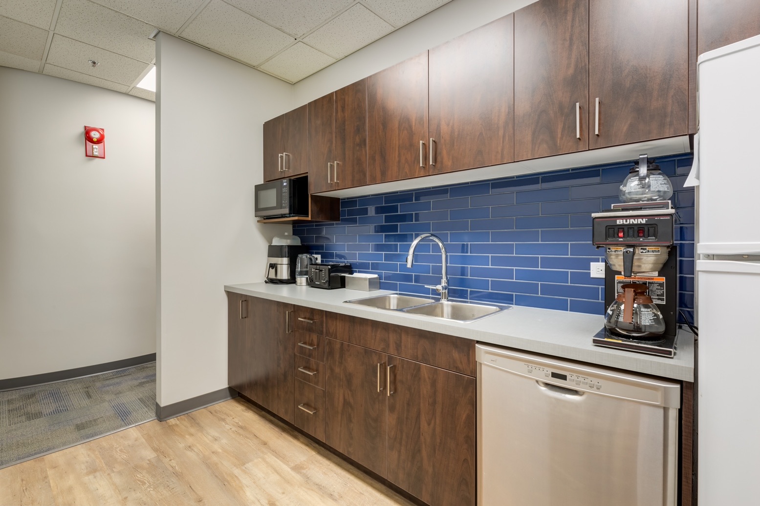 Staff kitchen right