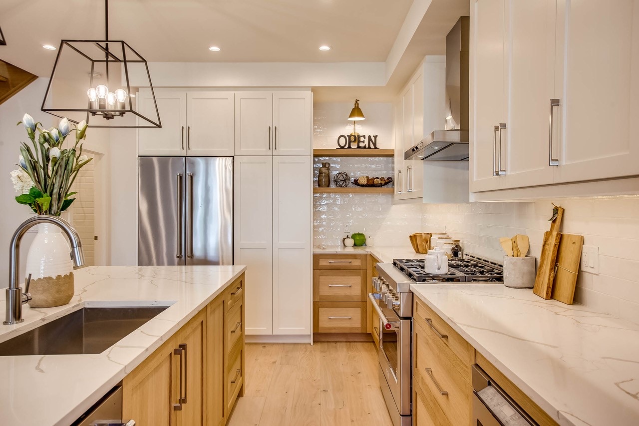 Contemporary kitchen — Heinrich Designs
