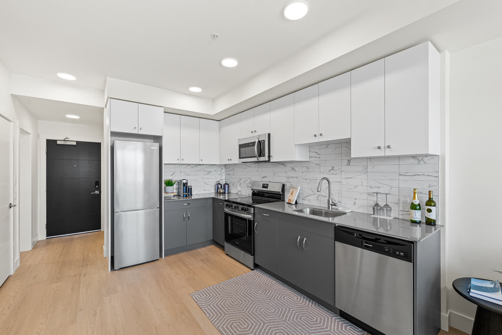 Troika Asher — full kitchen, 285 Dougall Kelowna